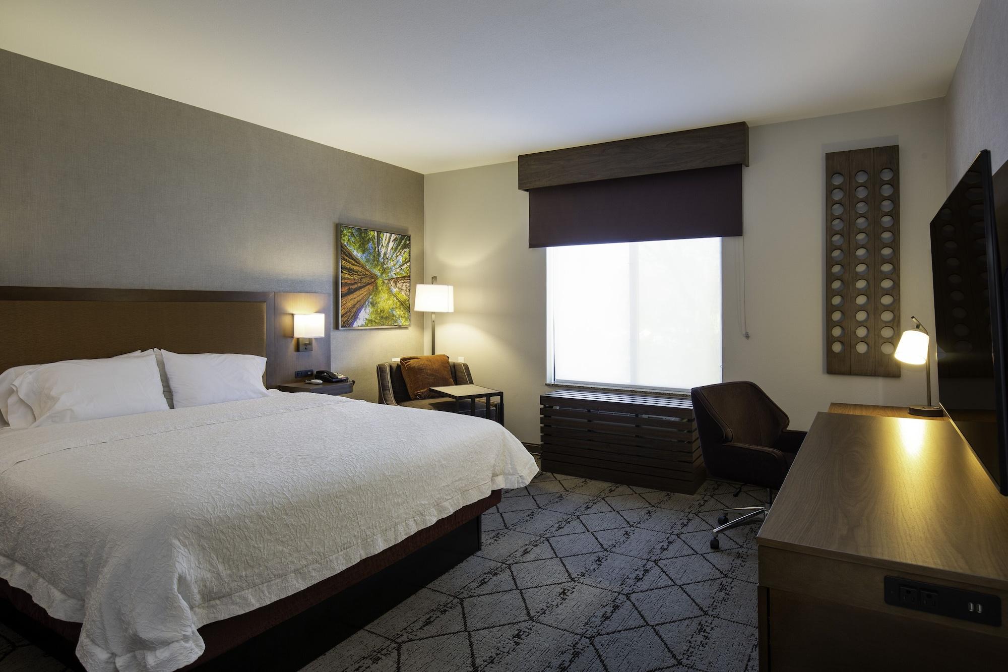 Hampton Inn & Suites Windsor-Sonoma Wine Country Exteriör bild