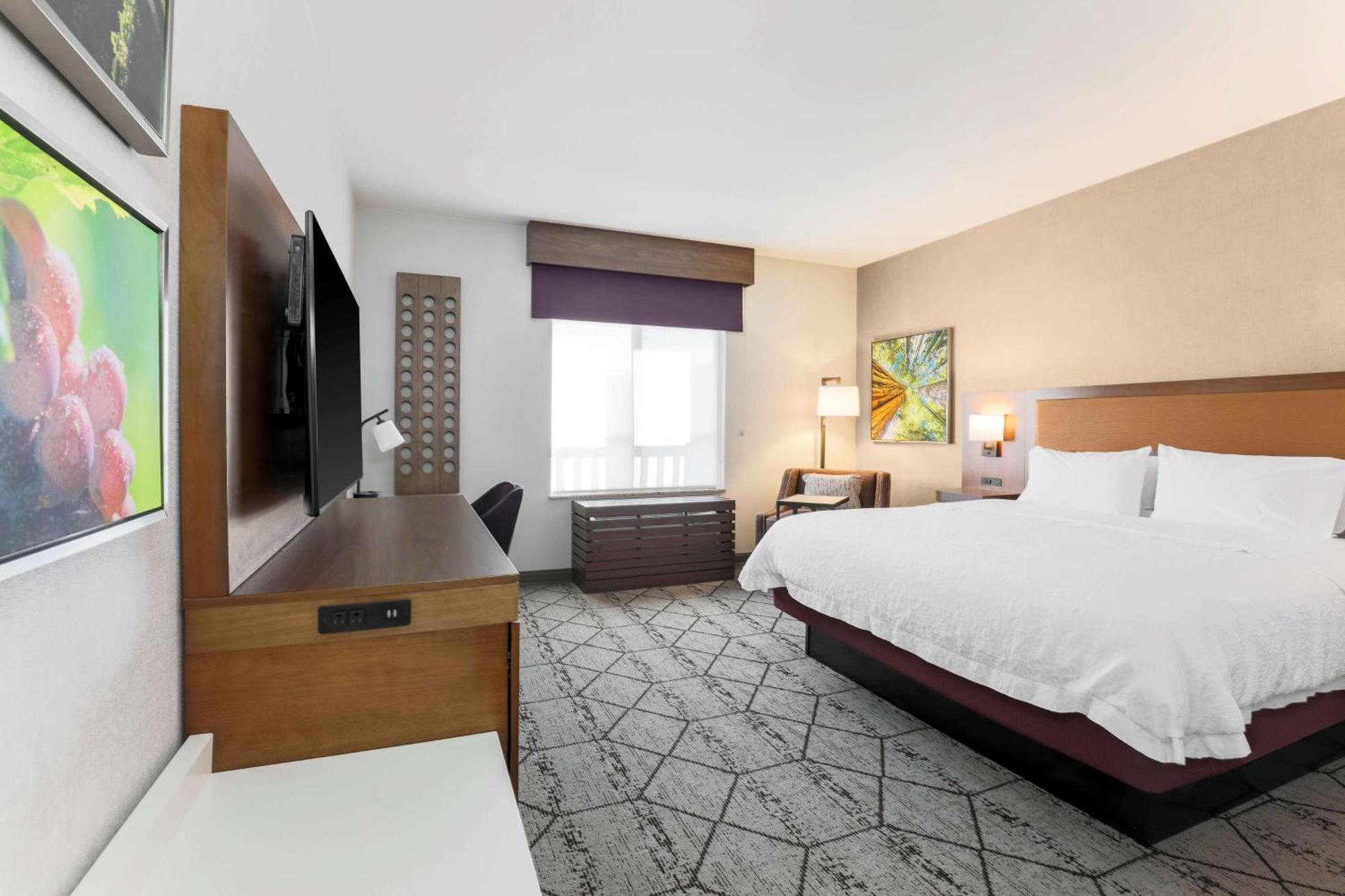 Hampton Inn & Suites Windsor-Sonoma Wine Country Exteriör bild