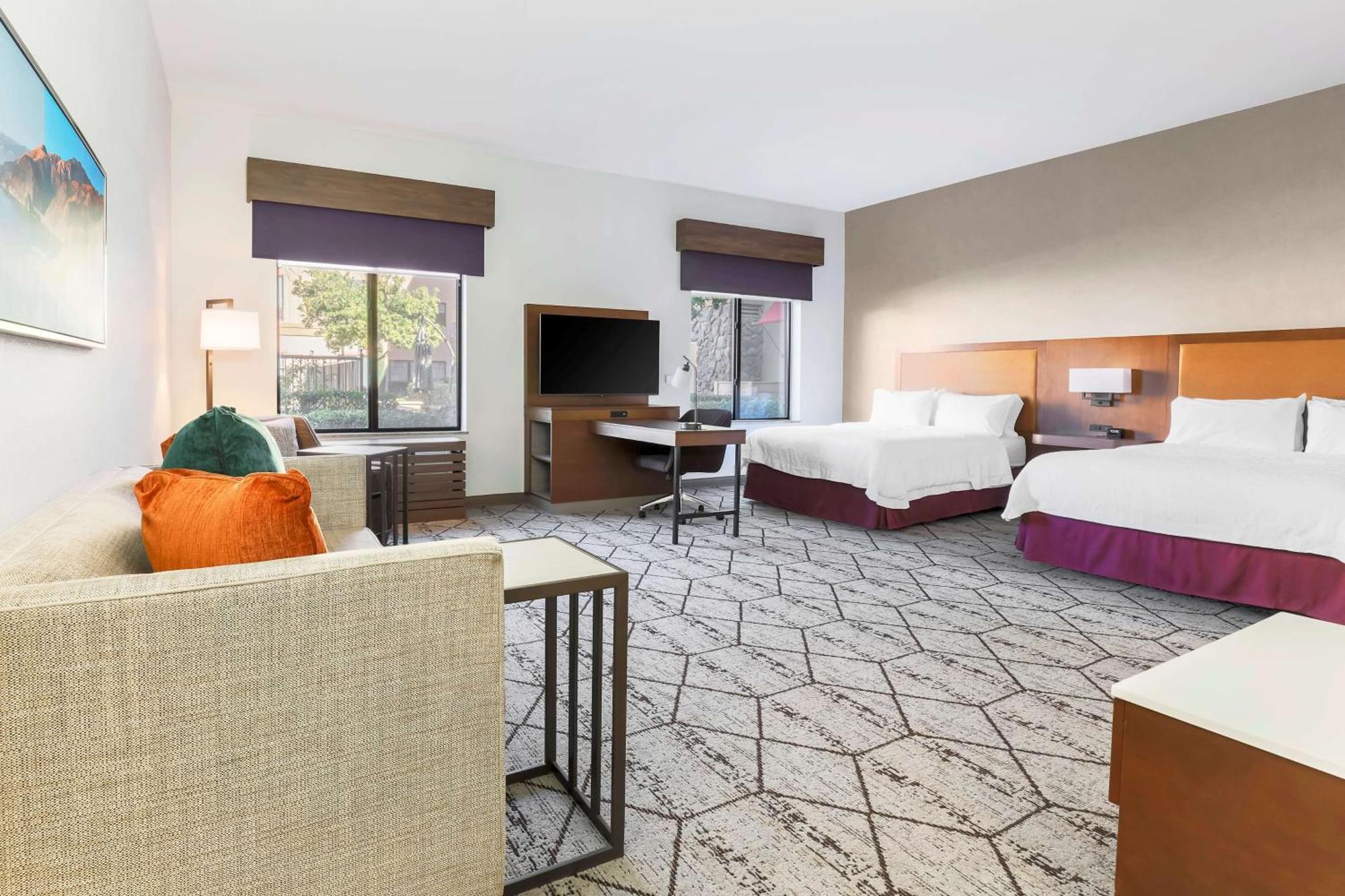 Hampton Inn & Suites Windsor-Sonoma Wine Country Exteriör bild